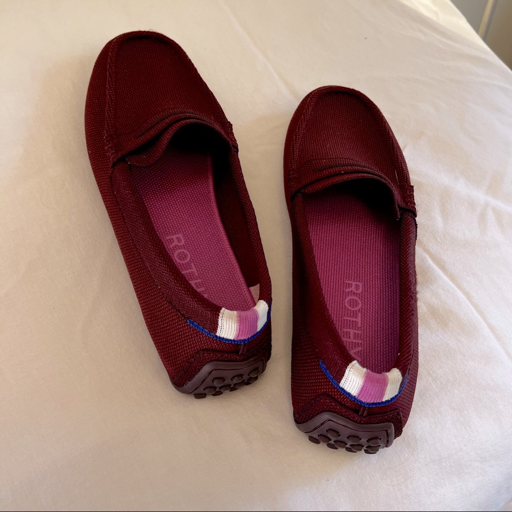 ROTHY’S BURGUNDY ‘DRIVER’ LOAFER